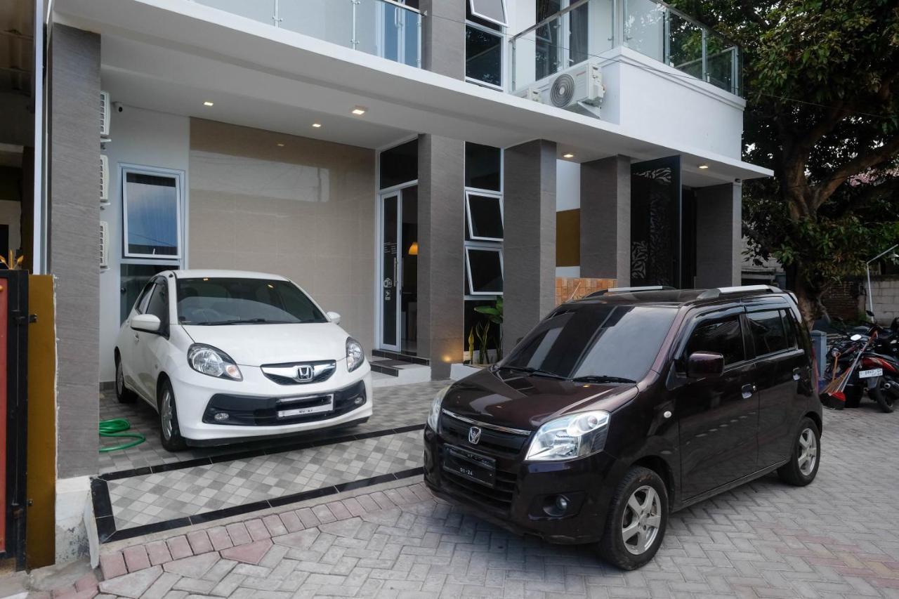 Hotel Reddoorz Syariah @ Tlogosari Semarang Alastuwo Exterior foto